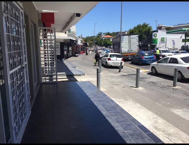200M² RETAIL TO LET IN RONDEBOSCH